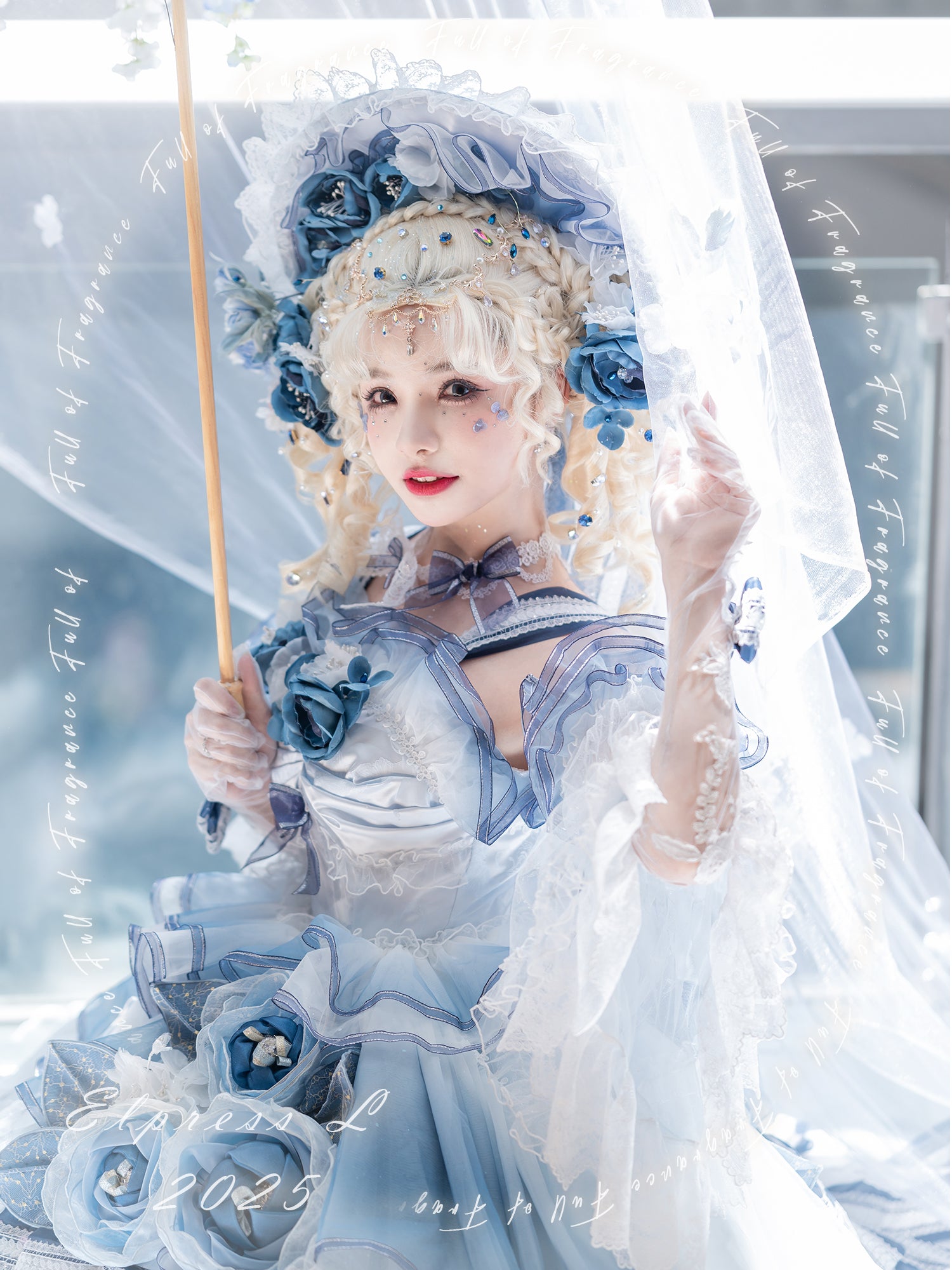 [Pre-orders available until 2/26] Full of Fragrance Dress with Train and Inner Skirt - Blue