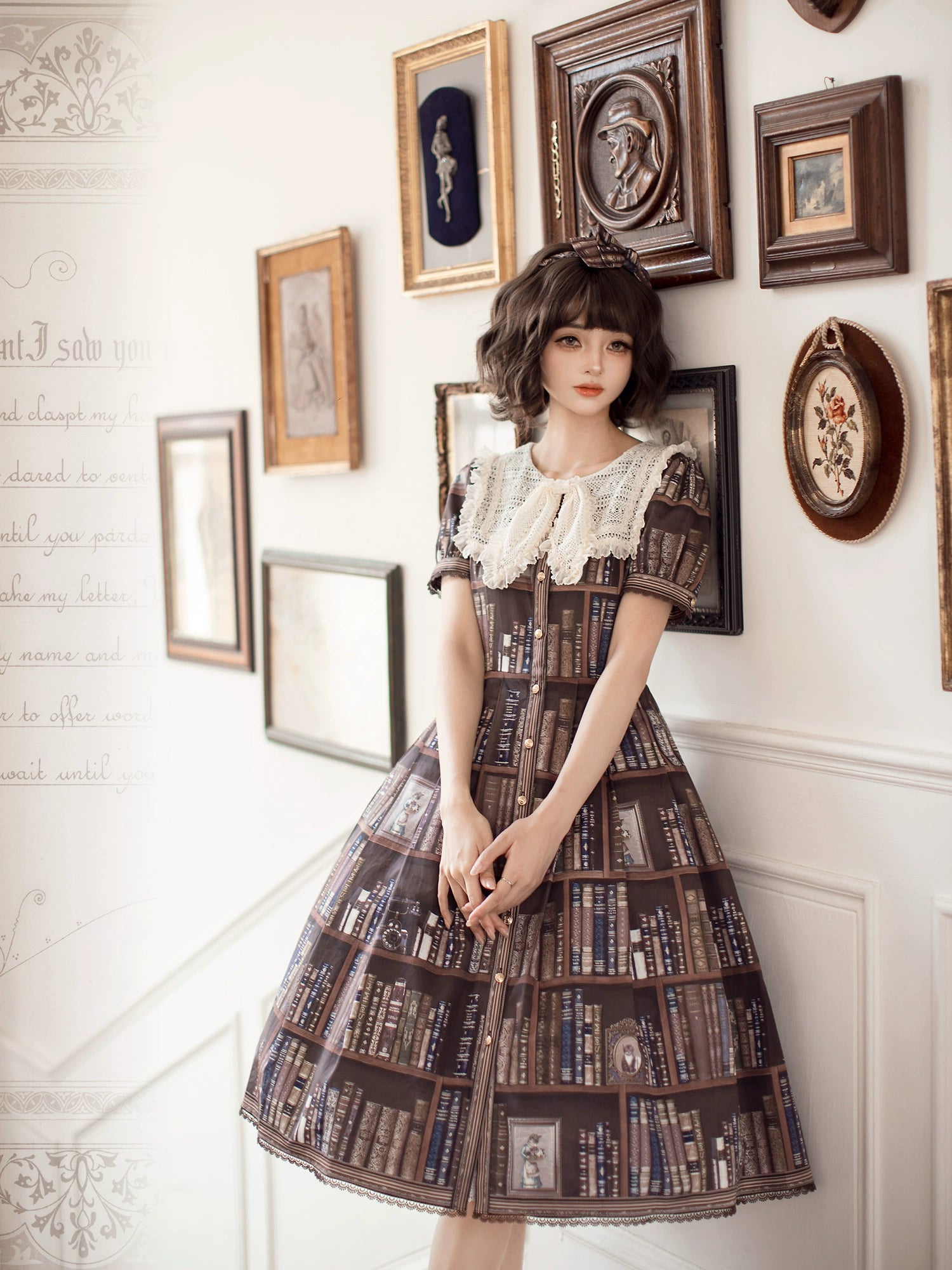 【受注予約6/19まで】Kitty Bookshelf 半袖ワンピース