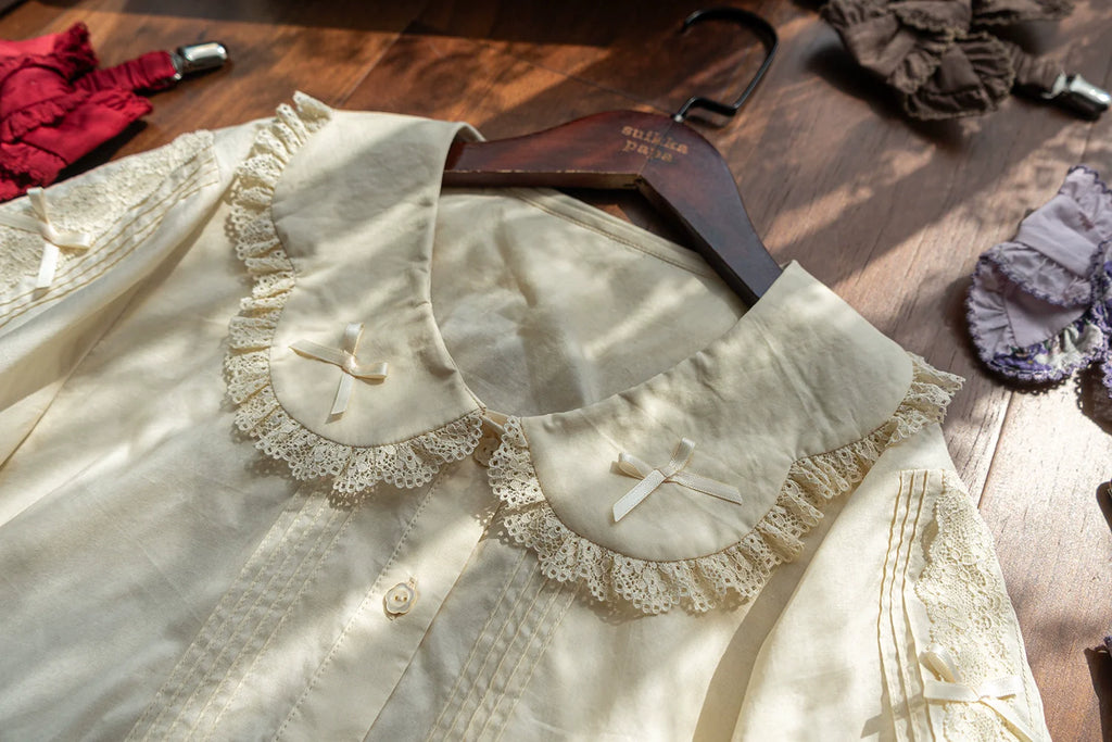 Picnic Basket short sleeve blouse