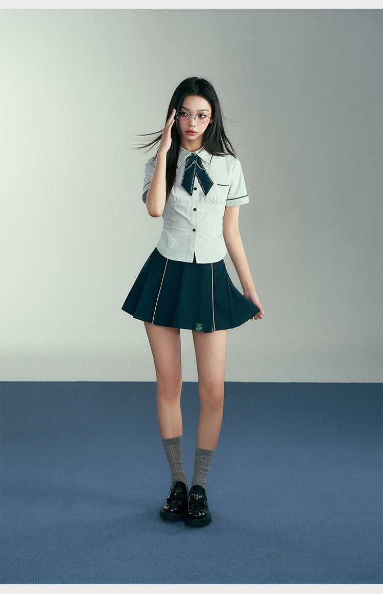 [Pre-order] Hogwarts School of Witchcraft and Wizardry Lined Waist Shaved Short Sleeve Blouse