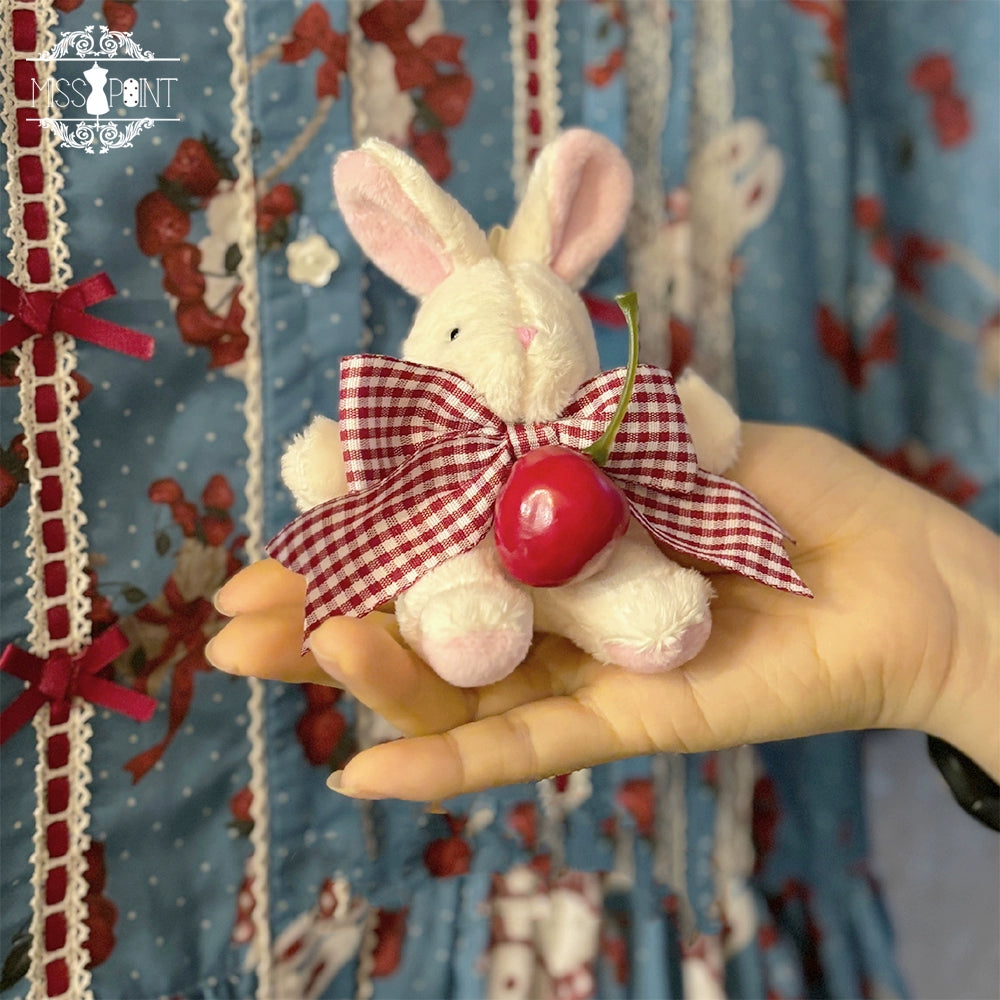 予約販売【同時購入のみ】Sweet Berry Rabbit ブローチ・ソックス