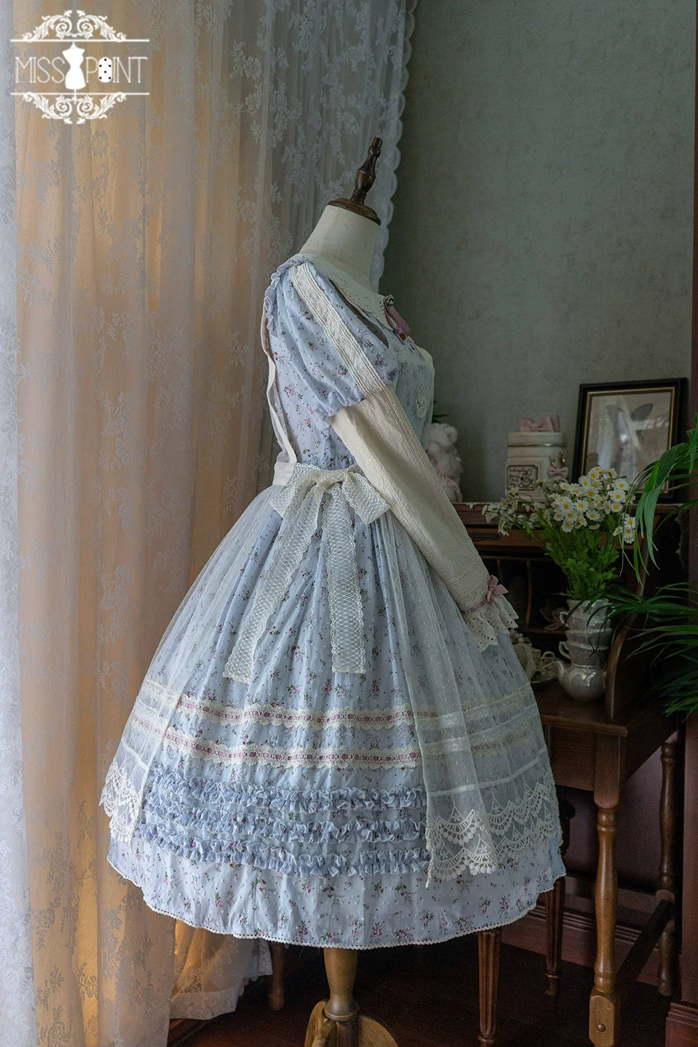 [Pre-order] Pink Flower Polka Dot Sheer Apron