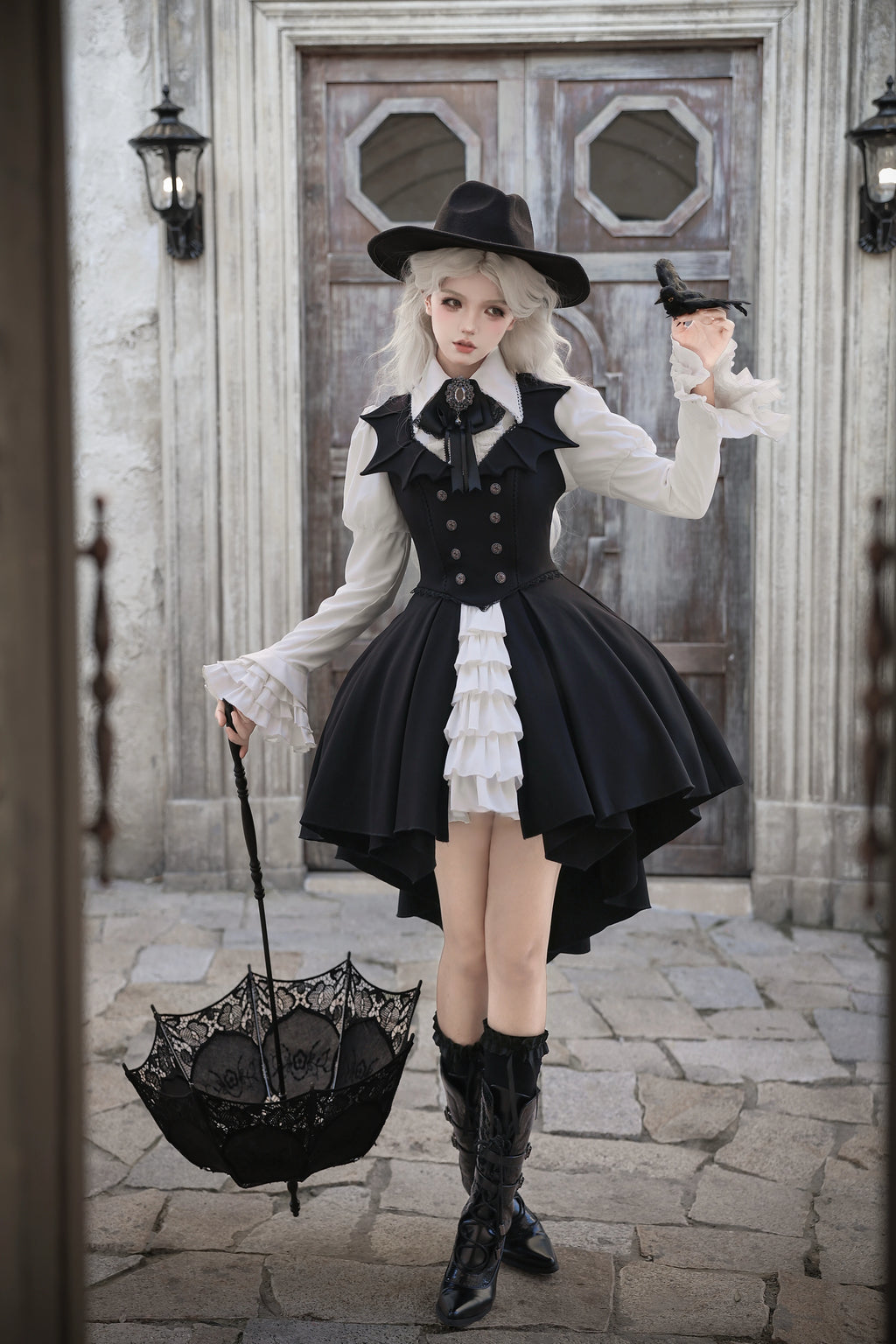 【受注予約10/29まで】Bat Butler ゴシックジャンパースカート＆ブラウスセット
