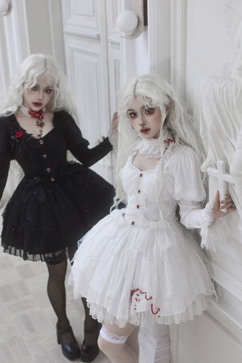 Twin Witches ゴシックチュールワンピースとインナースカート