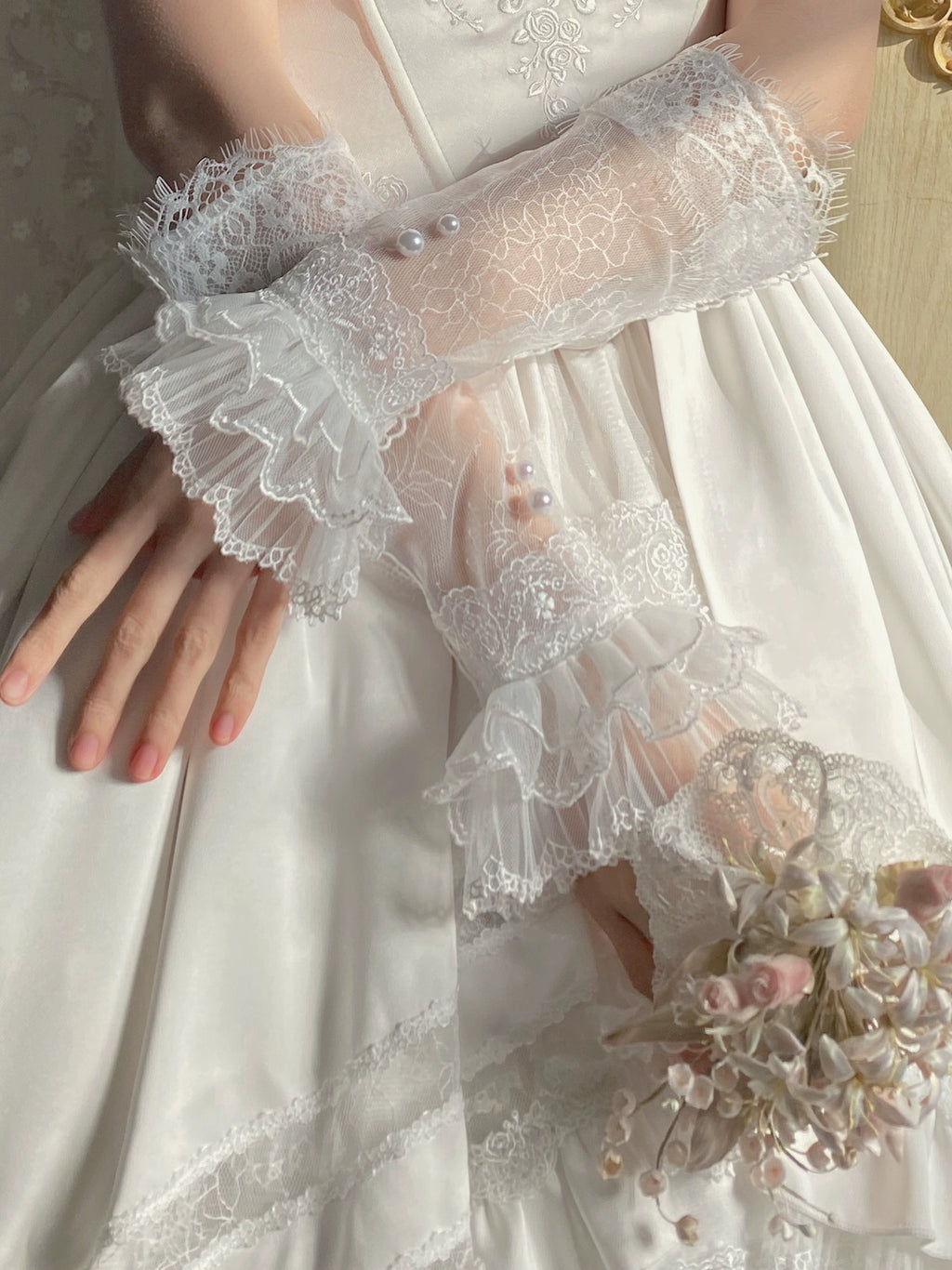 [Pre-orders available until 2/26] Rose Promise Luxury Dress Set