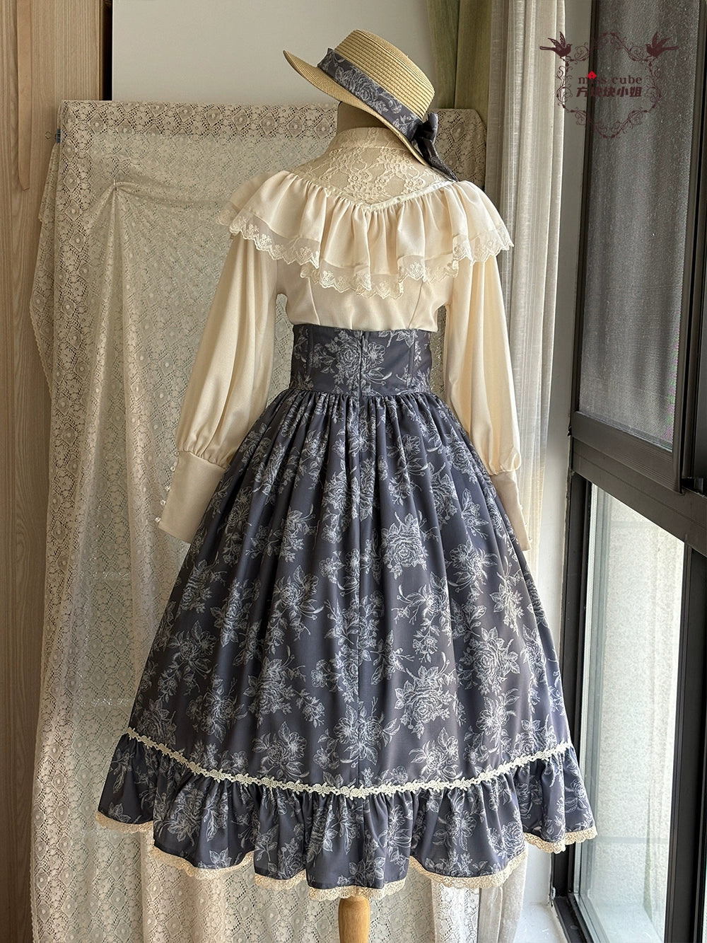 【予約販売】Sketch Wild Rose ハイウエストスカート プリントタイプ