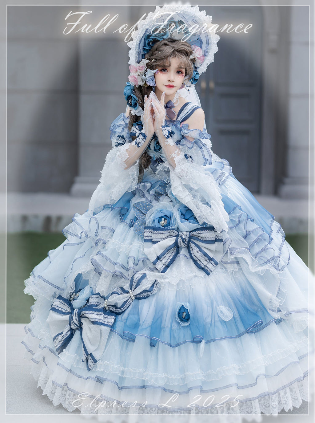 [Pre-orders available until 2/26] Full of Fragrance Dress with Train and Inner Skirt - Blue
