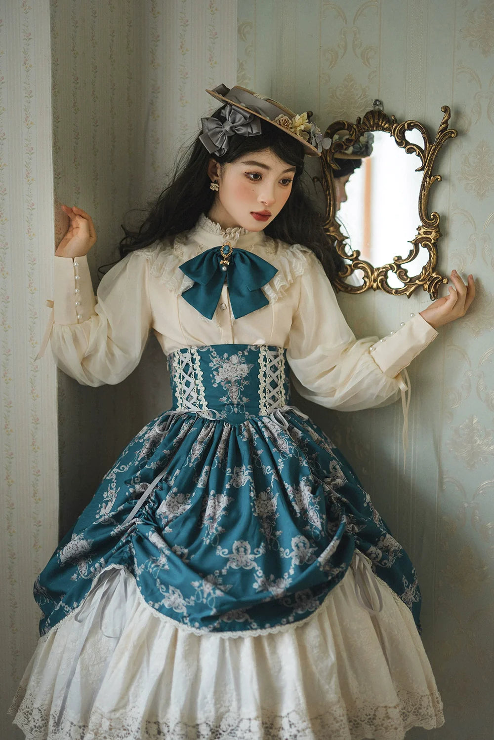 【予約販売】Antique Flower Wall ハイウエストスカート