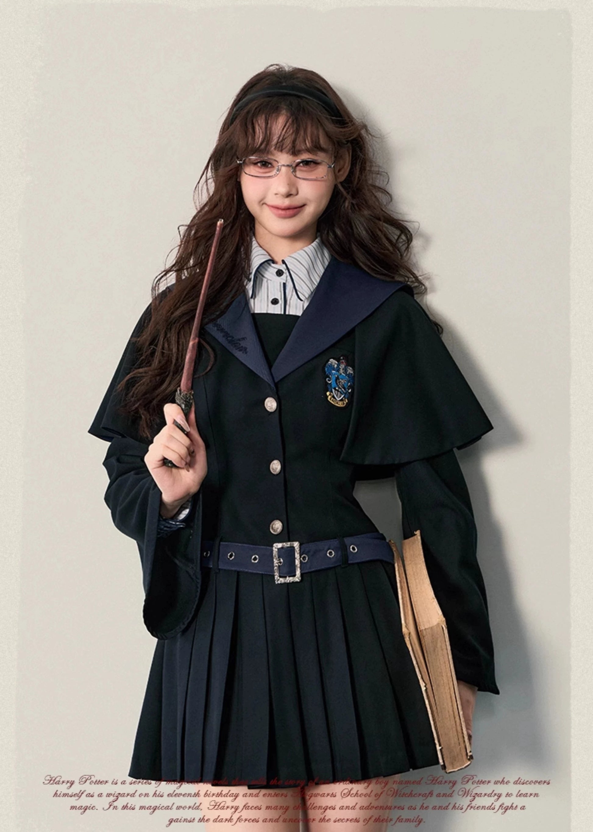 予約販売】ホグワーツ魔法魔術学校 ケープデザインミニ丈ワンピース 予約販売】ホグワーツ魔法魔術学校 ケープデザインミニ丈ワンピース