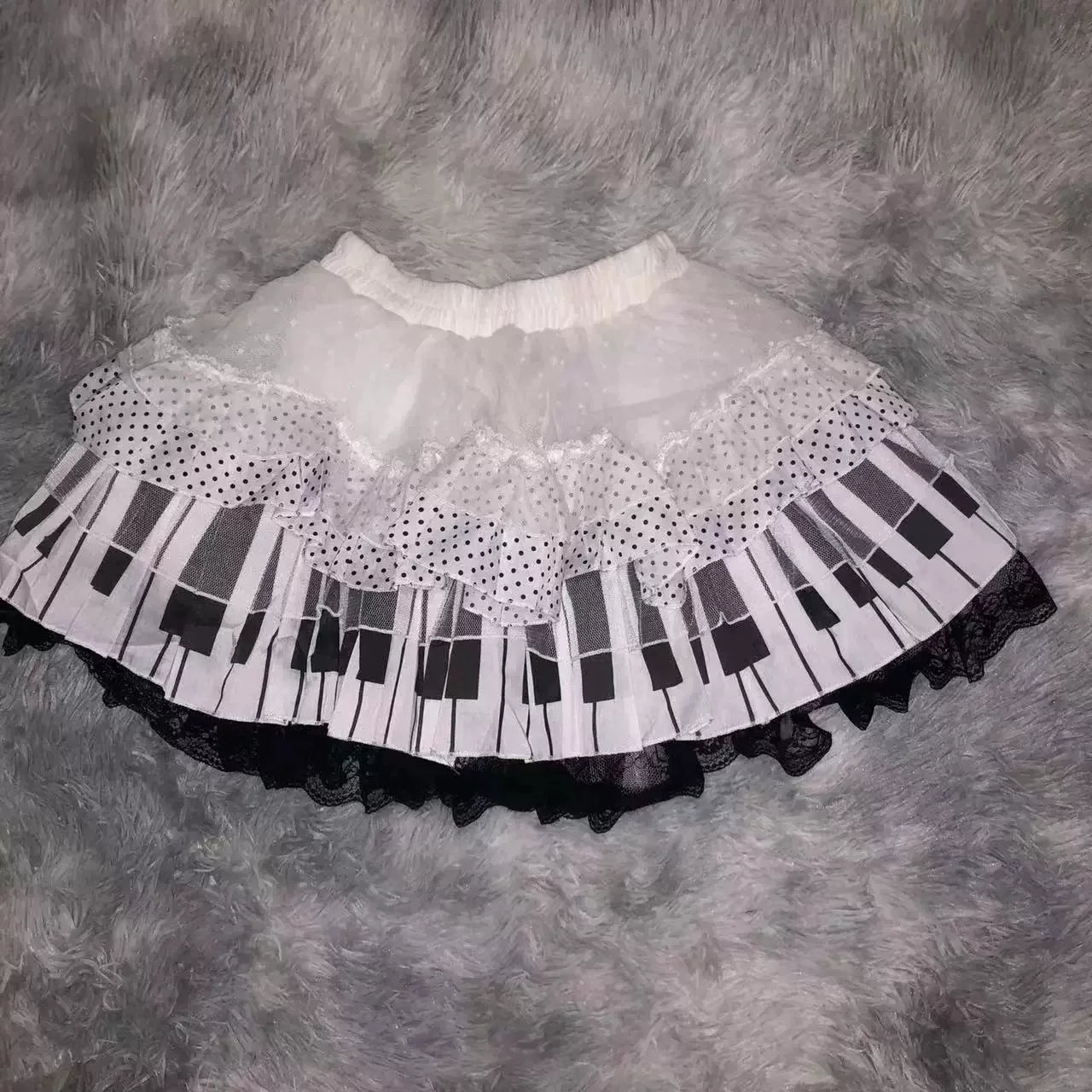 【GLP】ピアノキー×レース ゴシックフレアスカート | Dark Keys