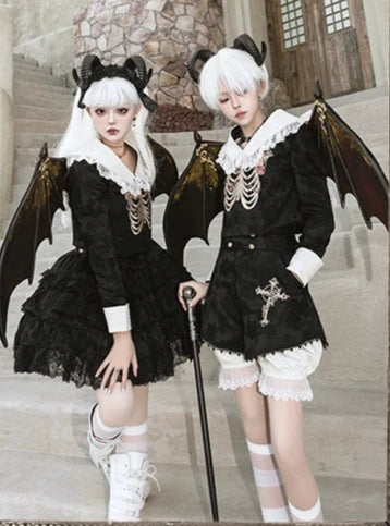 Cross Bone レース裾のショートパンツ