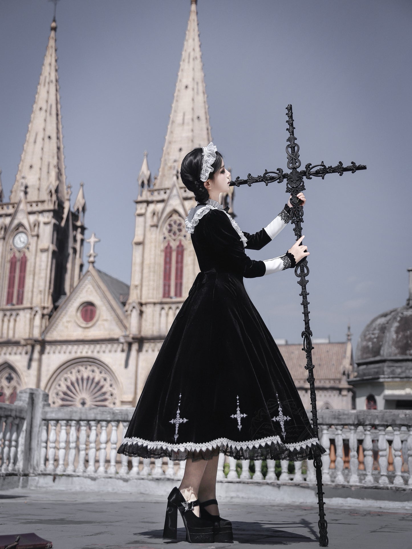 【受注予約12/30まで】十字裁礼 ベルベットワンピース