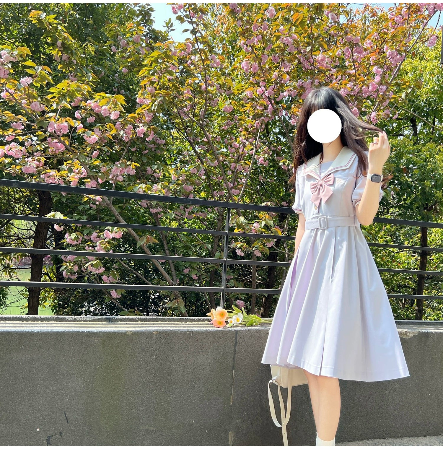Misty Vine 藤色のセーラーカラー半袖ワンピース