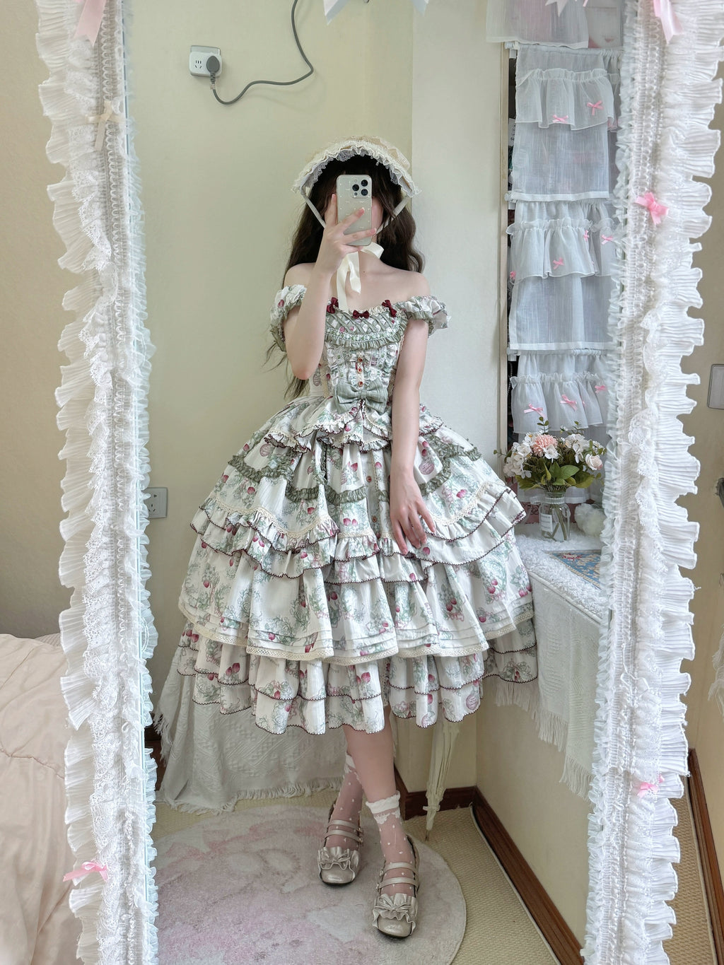 Berry Bells ノースリーブトップスとスカートのセットアップ