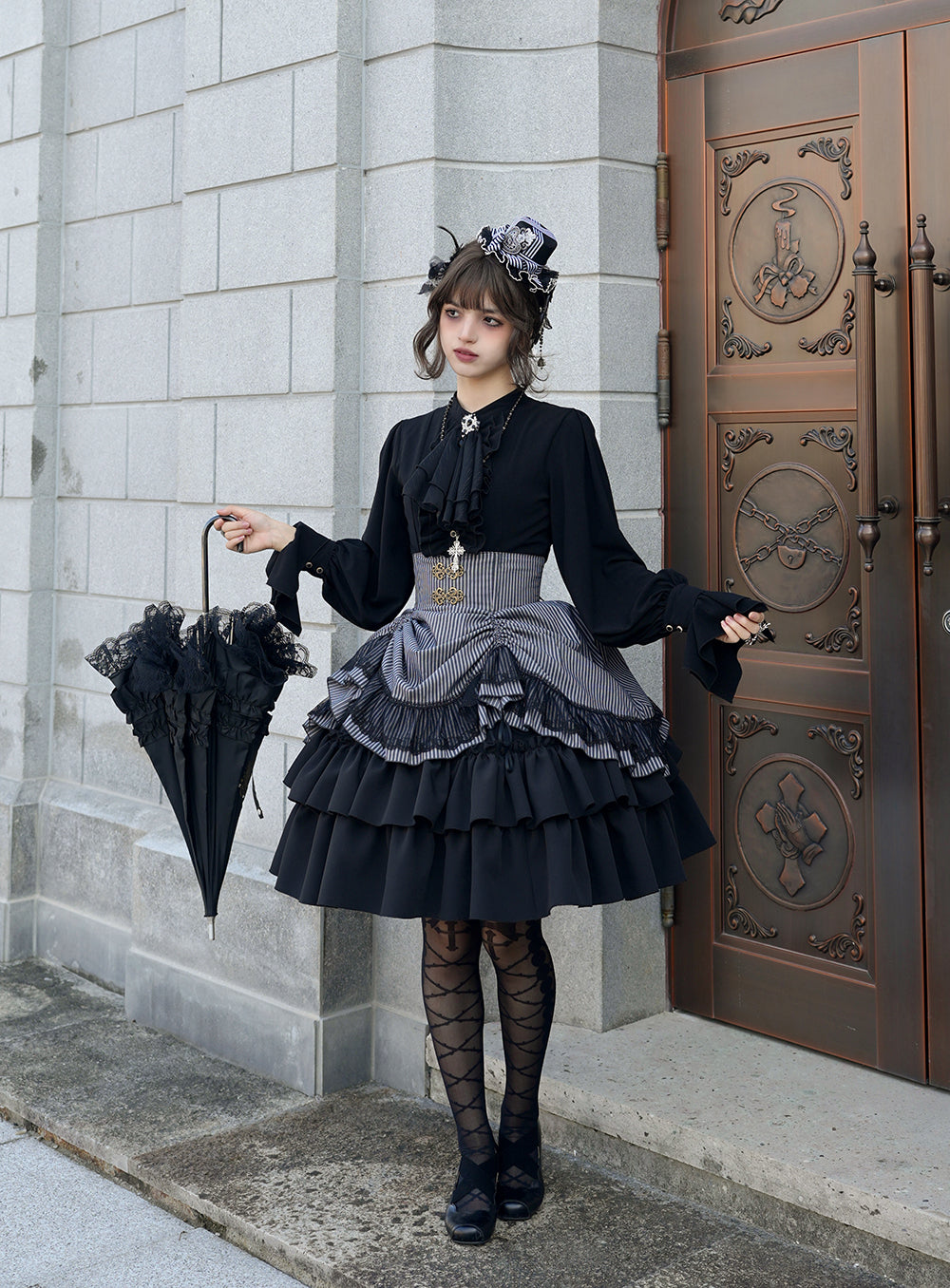 Small-sized Lolita clothes (Kura Lolita, Goth Lolita, Hana Lolita
