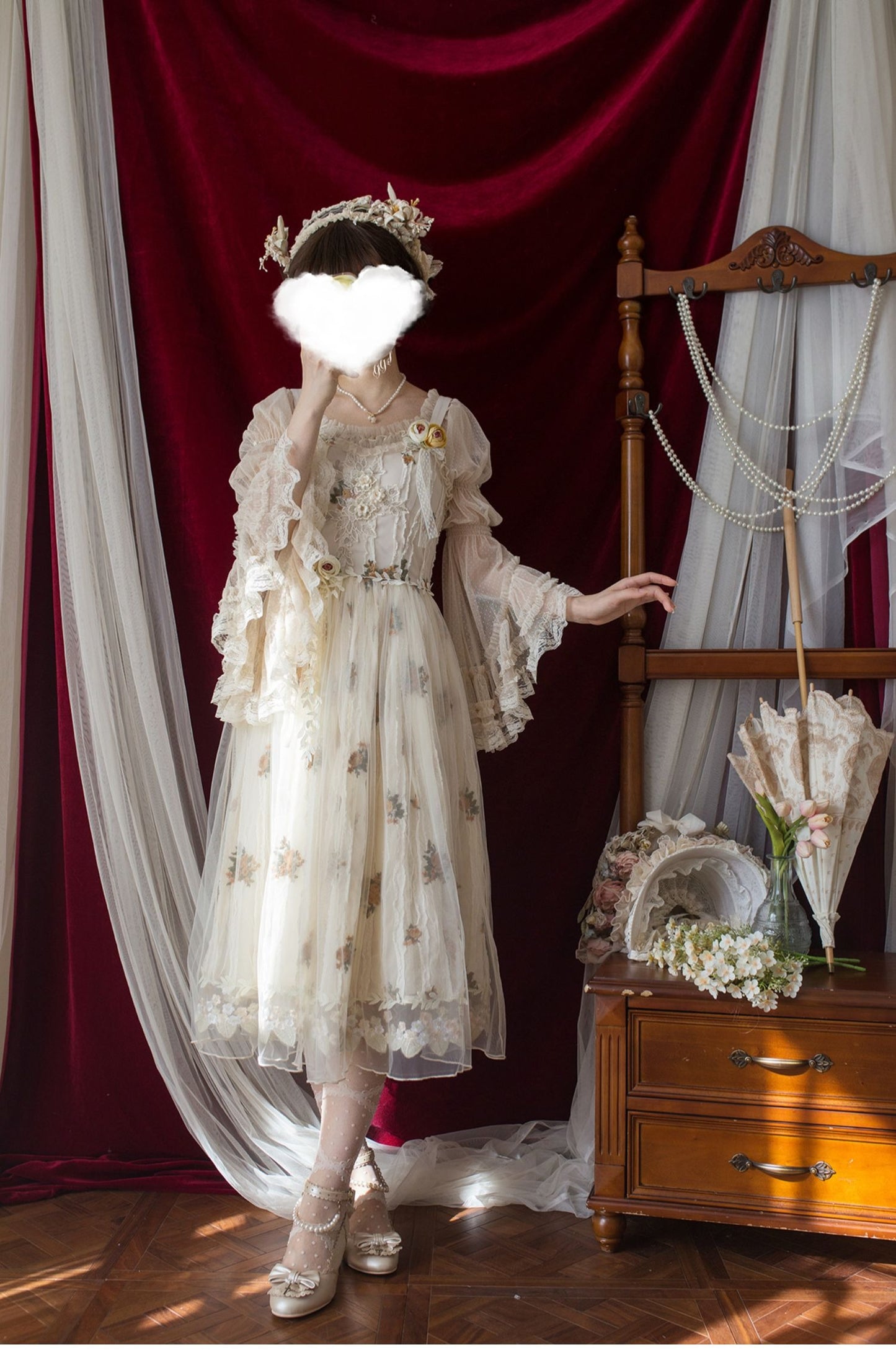 【受注予約8/27まで】Chloris 刺繍ジャンパースカート