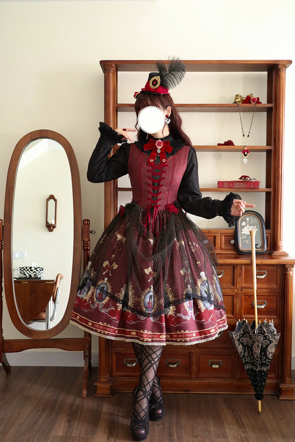 The Red Shoes Gothic Lolita Print Jumper Skirt