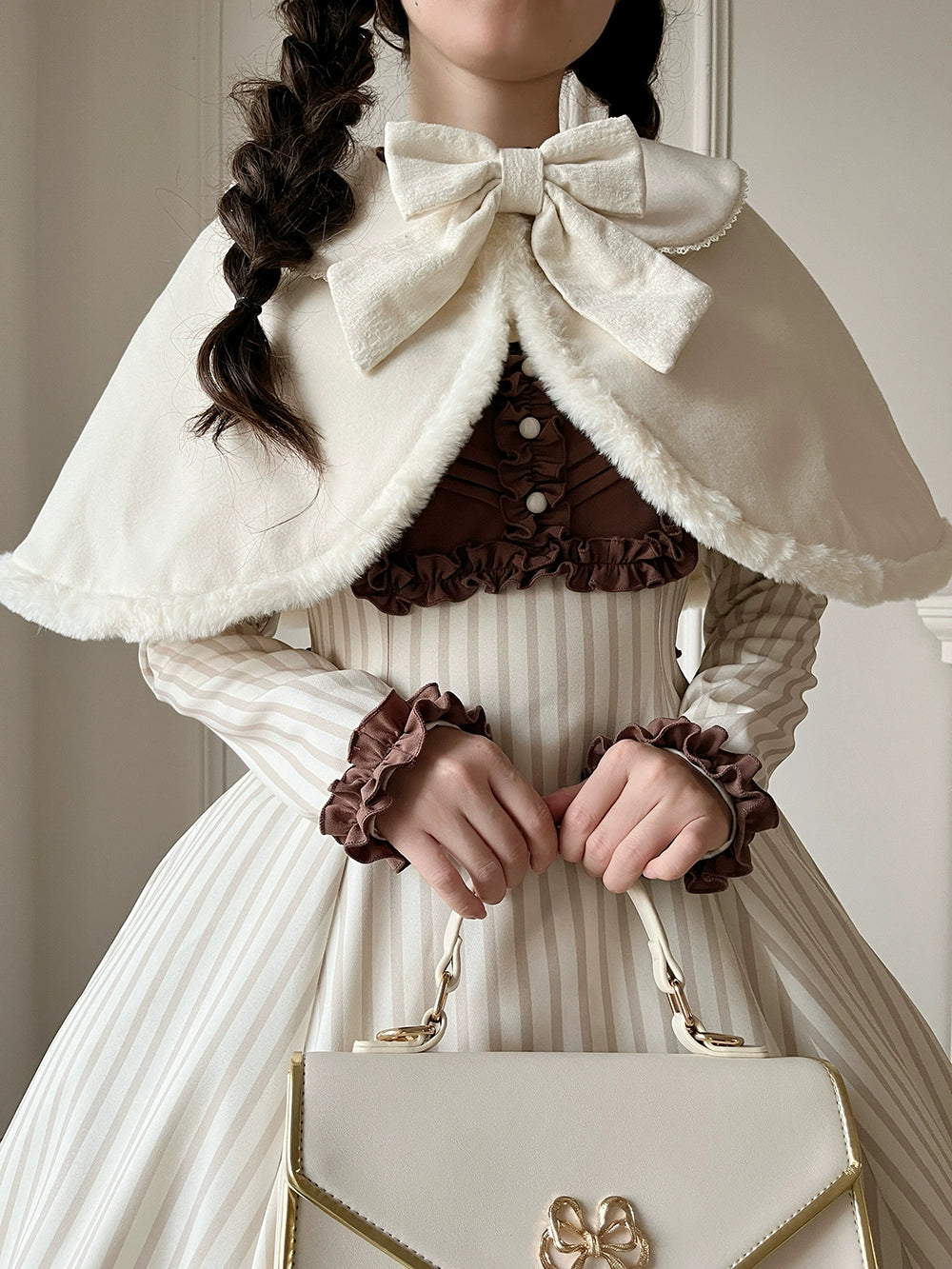 【予約販売】Classic Chocolat Stripe ショートマント