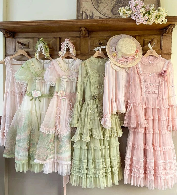 [Resale/Pre-orders available until 2/12] Fragrant Grass Frill Sheer Blouse