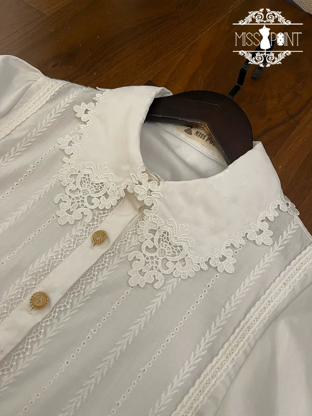 Secret Key White Lace Short Sleeve Blouse