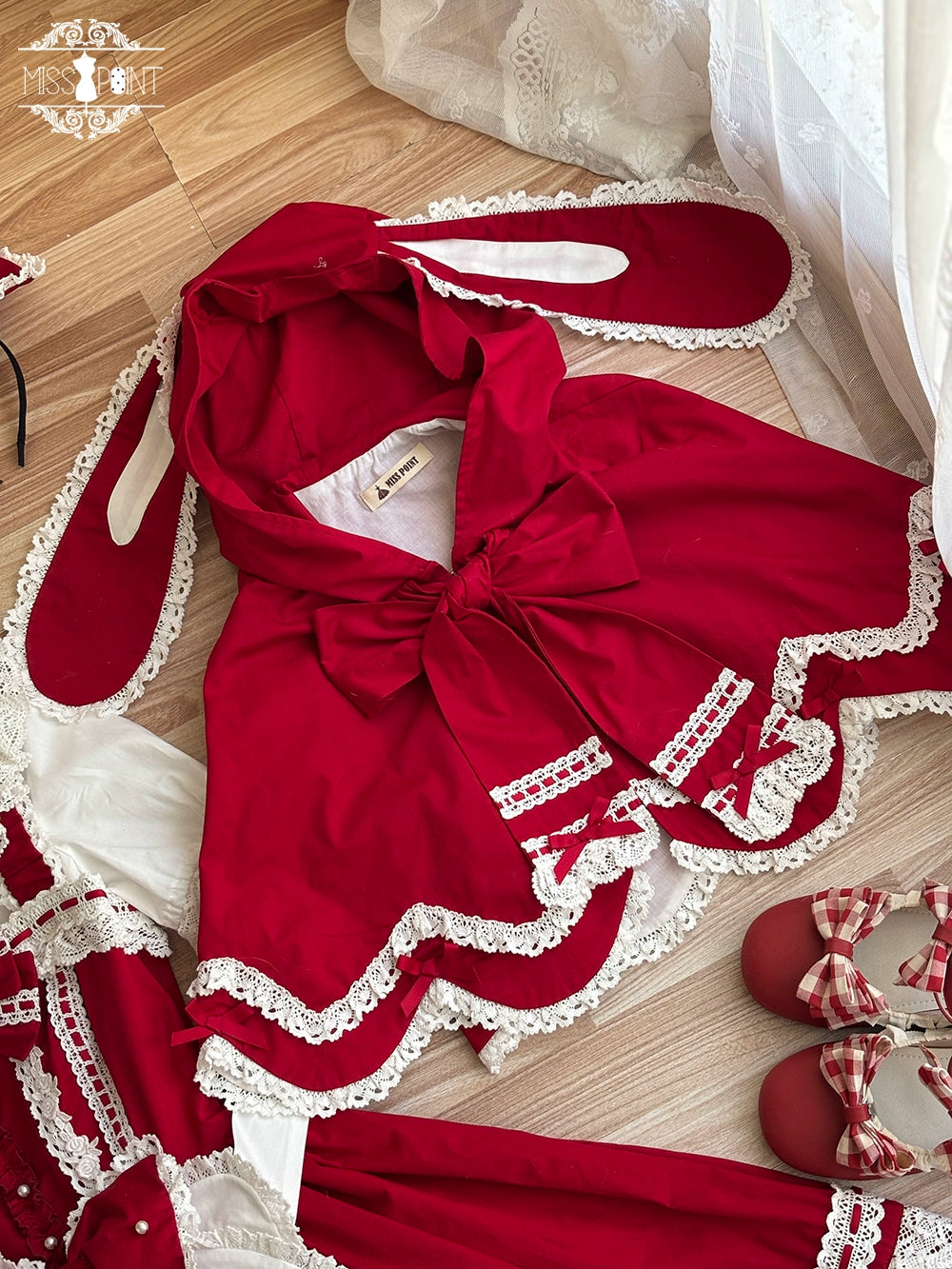 【予約販売】Antique Petal Rabbit うさ耳付きケープ
