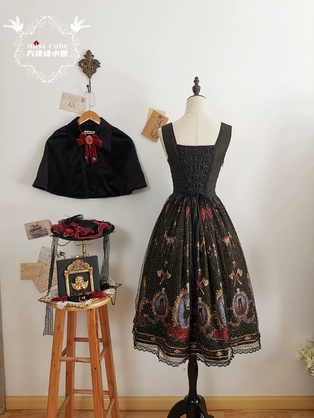 The Red Shoes Gothic Lolita Print Jumper Skirt