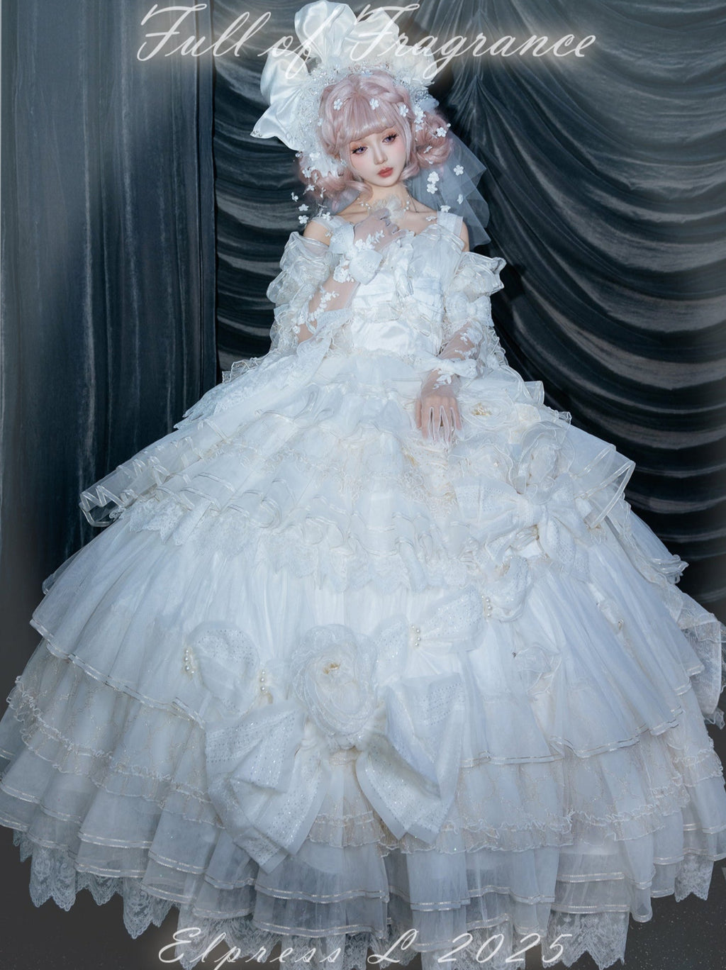 [Pre-orders available until 2/26] Full of Fragrance Dress with Train and Inner Skirt - White