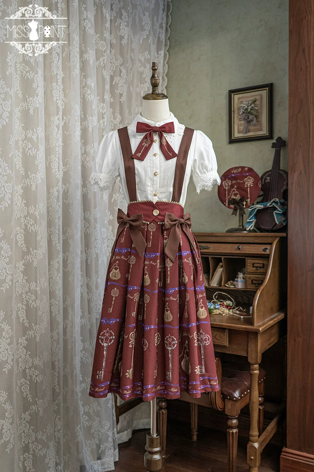 【予約販売】秘密の鍵 アンティーク2wayサスペンダースカート