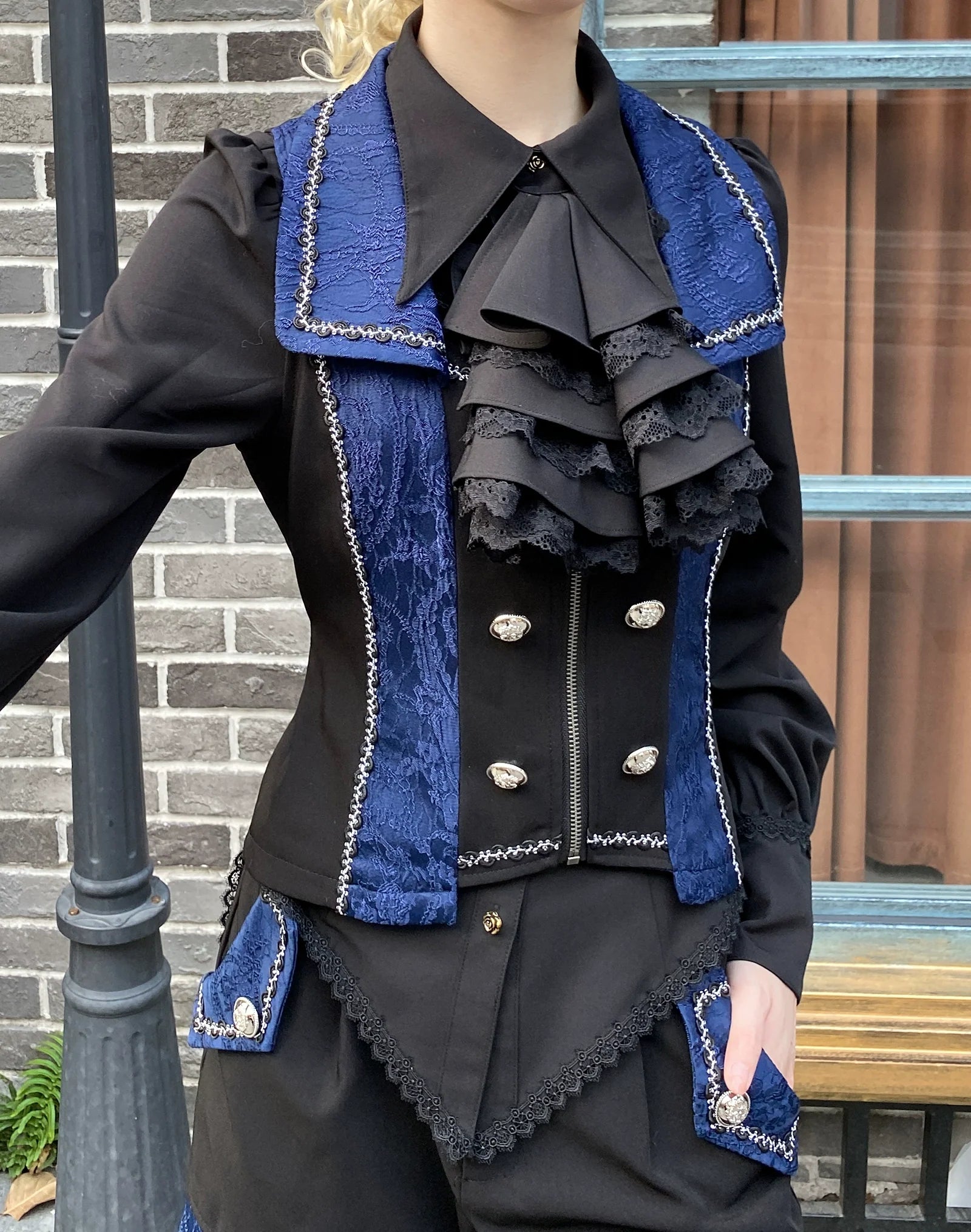 [Resale/Pre-orders until 10/23] Chapter of Pledge Prince Vest