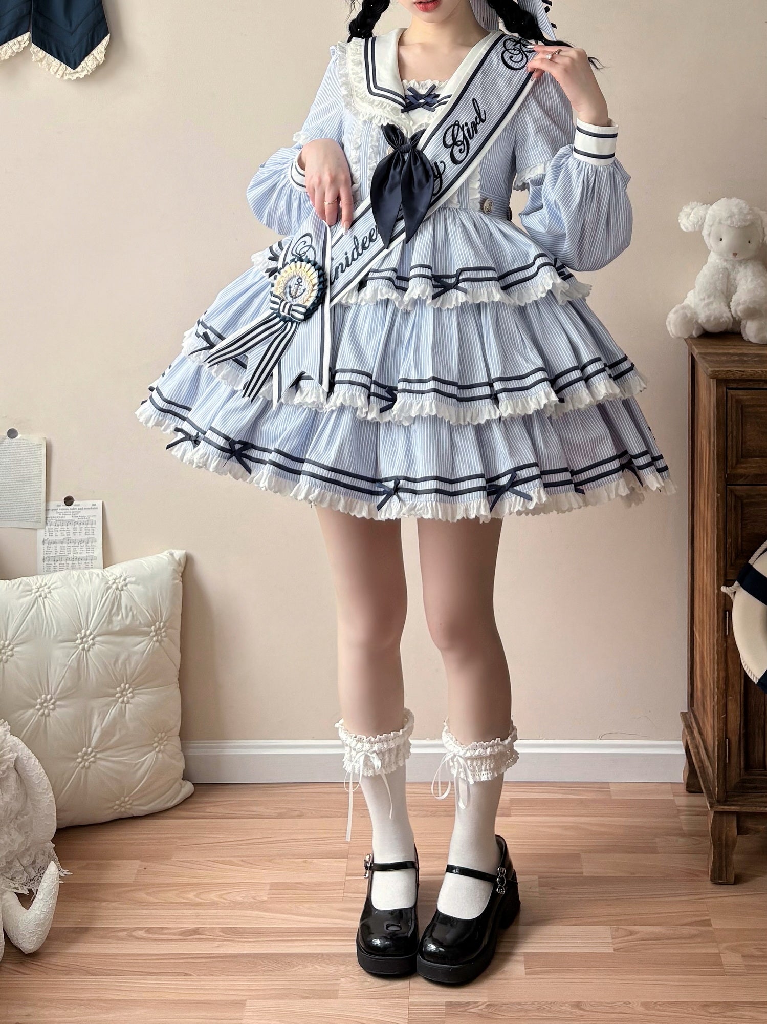 【受注予約4/28まで】セーラー襟と3段フリルの2wayマリンワンピース・ストライプ・ショート丈
