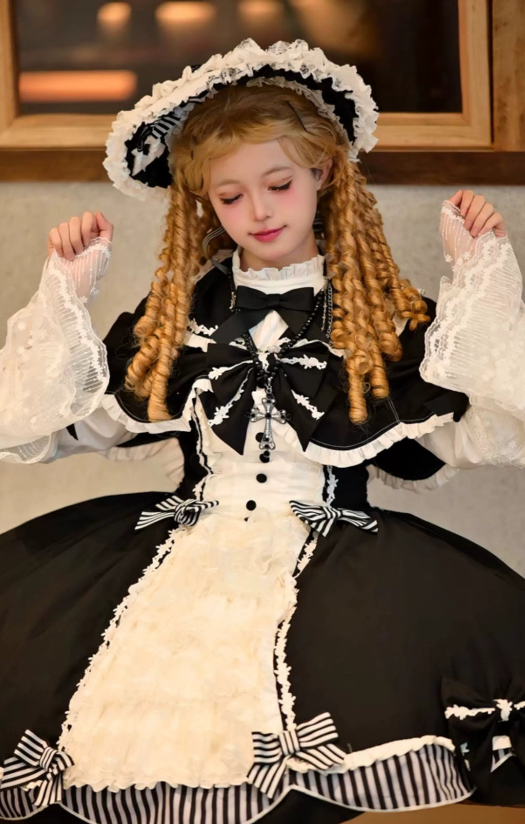 [Pre-orders available until 1/2] Moonlit Night Rhapsody Jumper Skirt and Cape