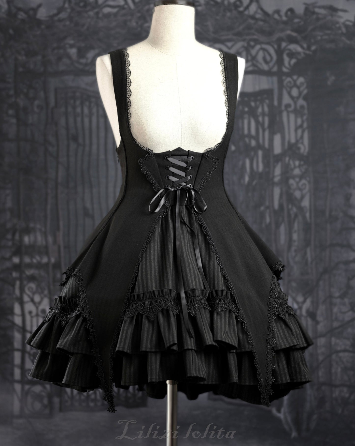 [Sale period ended] Song for Prayer Gothic Lolita Jumper Skirt