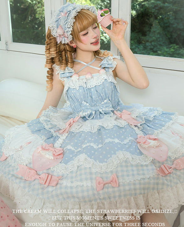 【受注予約11/18まで】Strawberry Cake Guide ティアードジャンパースカート