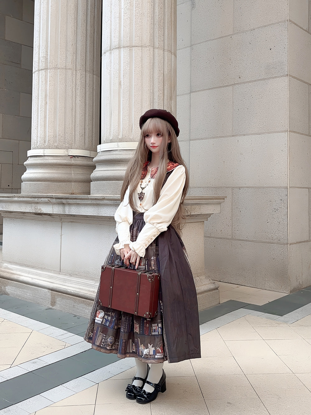 【受注予約11/6まで】German Bookcase サスペンダースカート