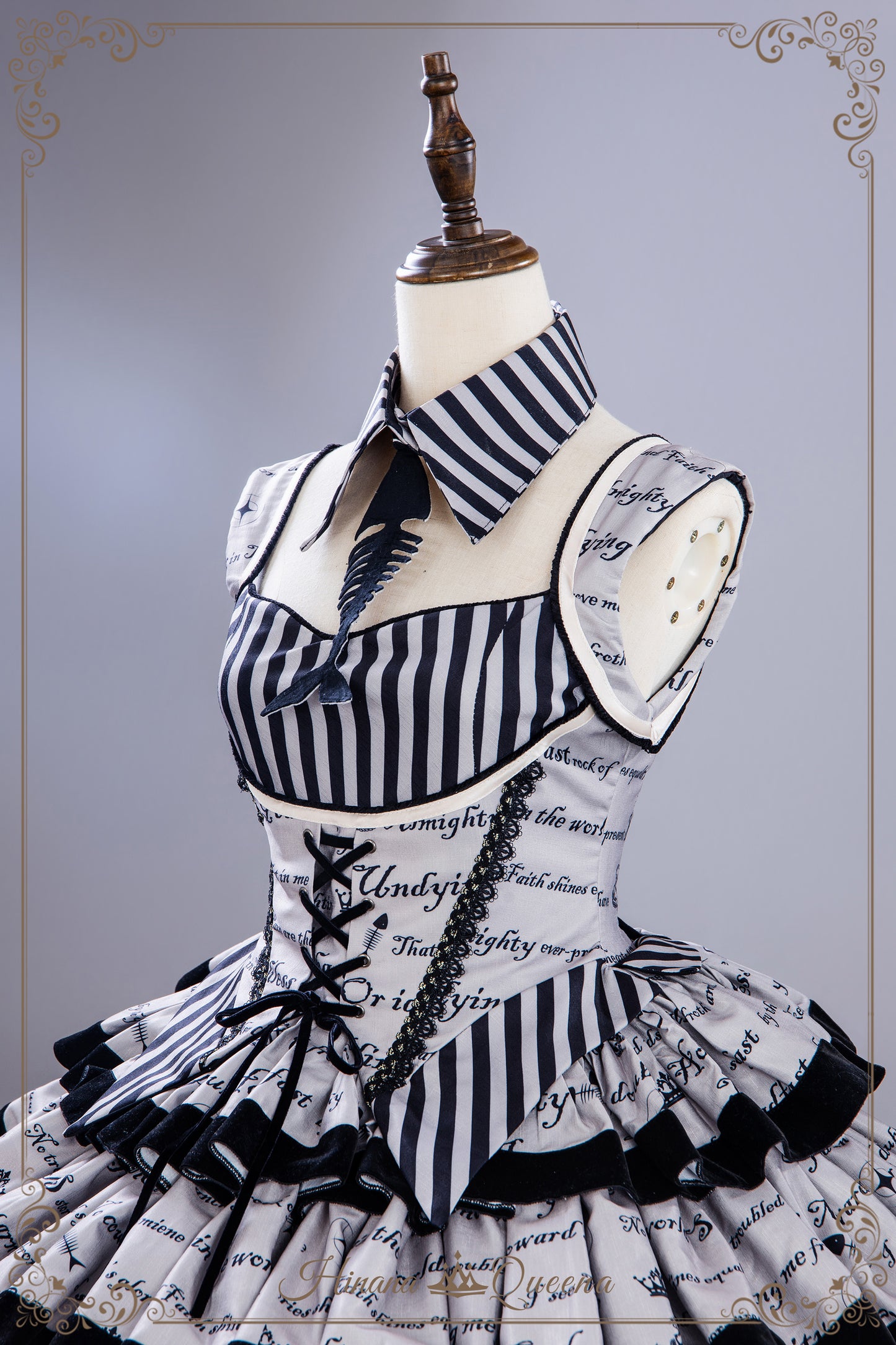 【受注予約11/12まで】暮夜 ストライプジャンパースカート