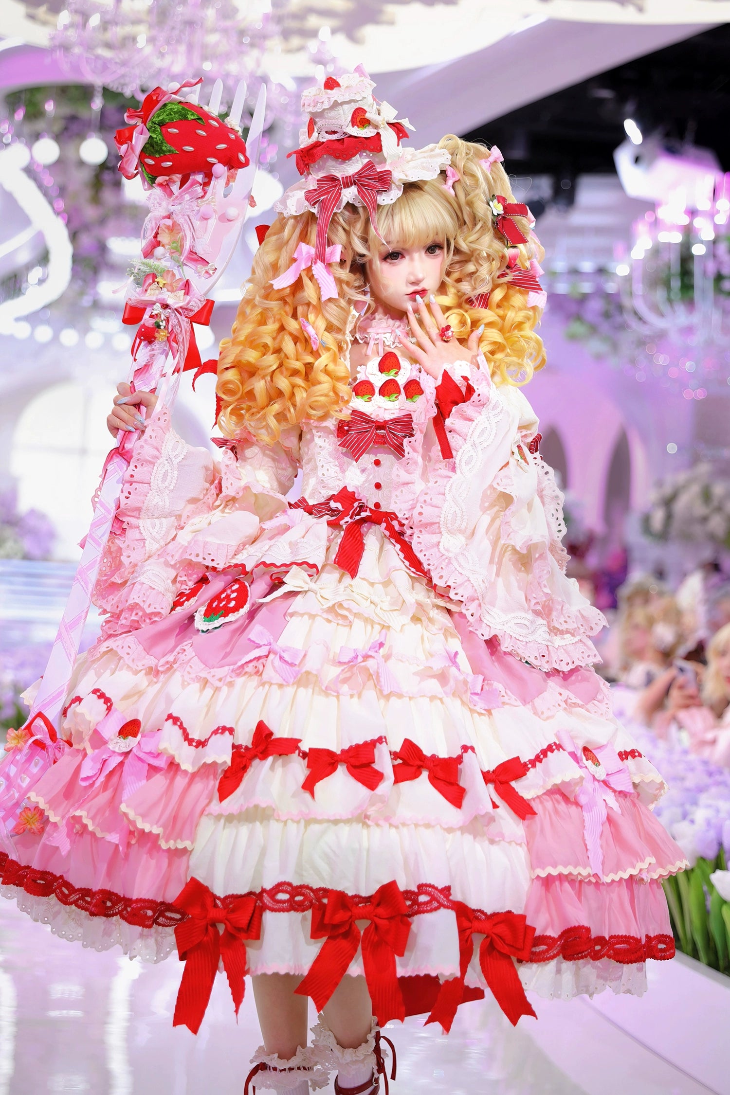 Strawberry Party リボンとフリルのデコレーションドレス・姫袖タイプ