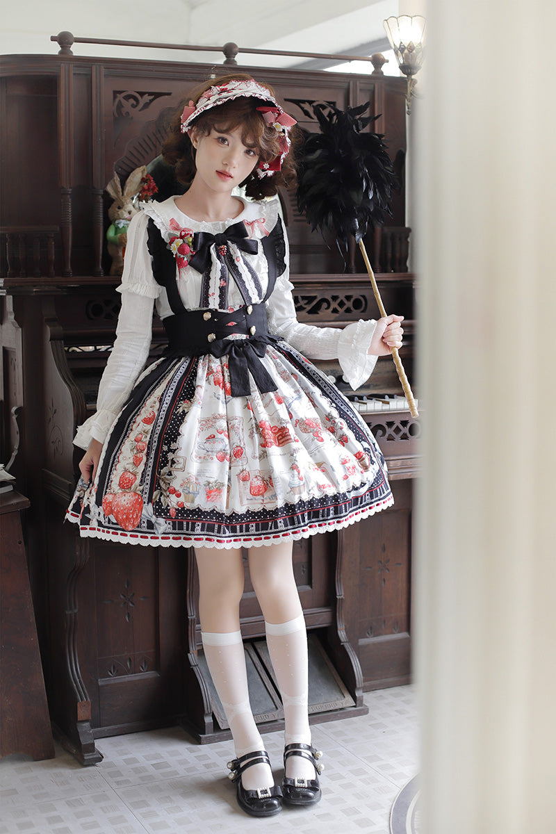 [Pre-orders available until 2/26] Strawberry Manor Print Suspender Skirt