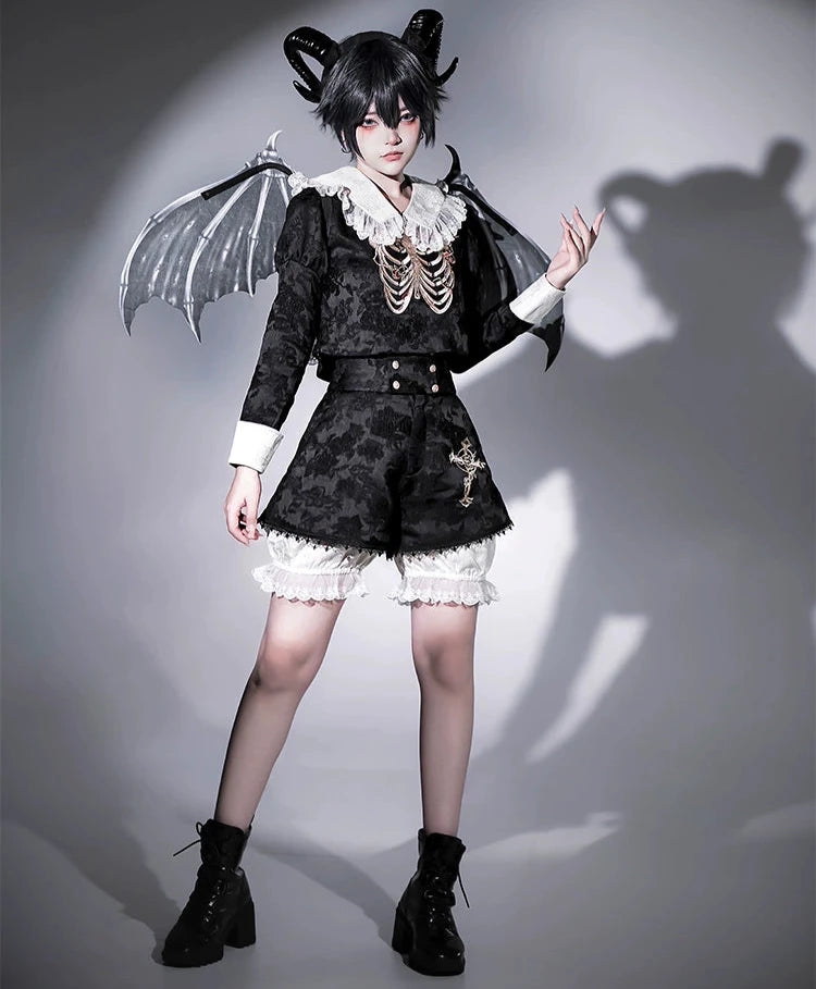 Cross Bone レース裾のショートパンツ