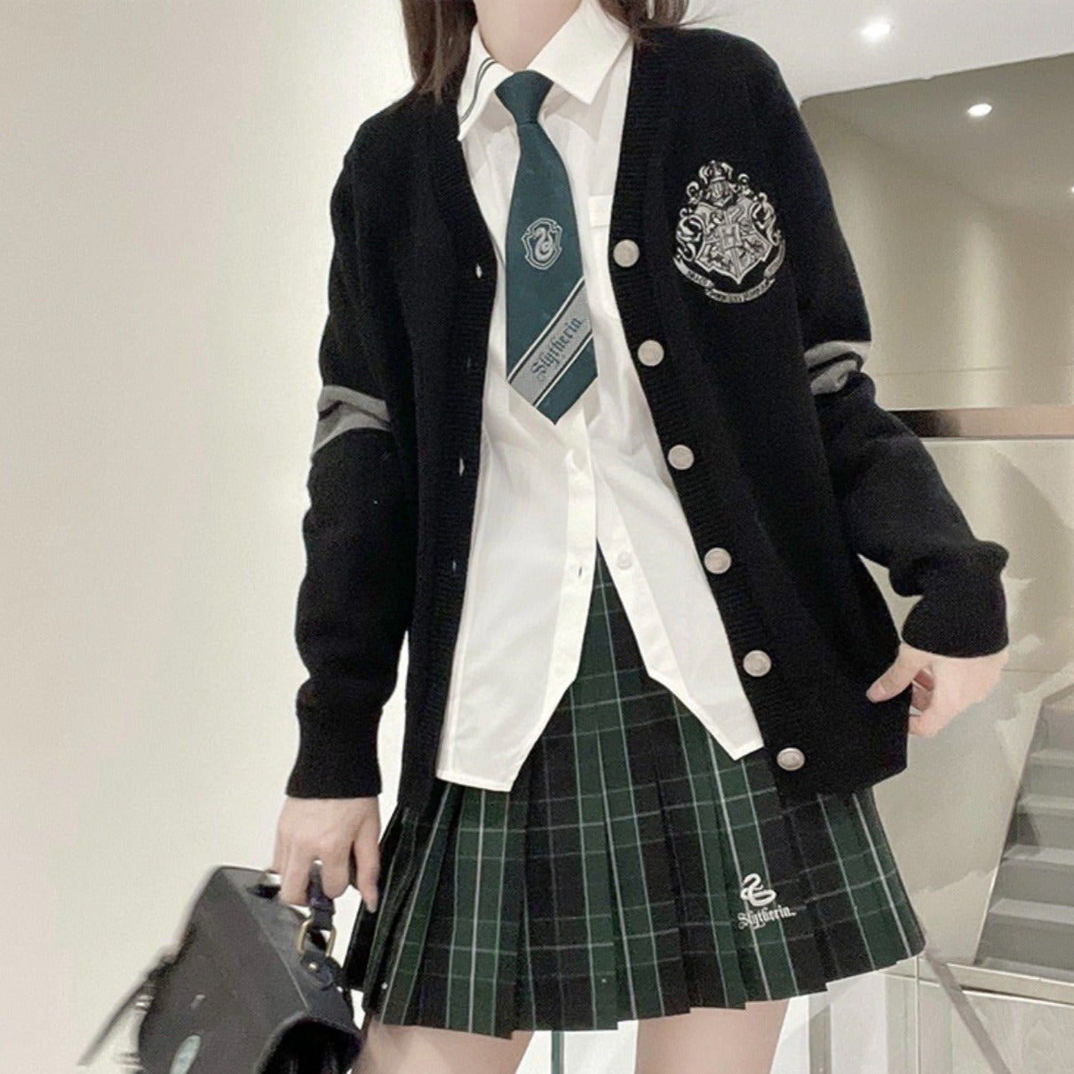 Hogwarts School of Witchcraft and Wizardry Check school-style pleated skirt