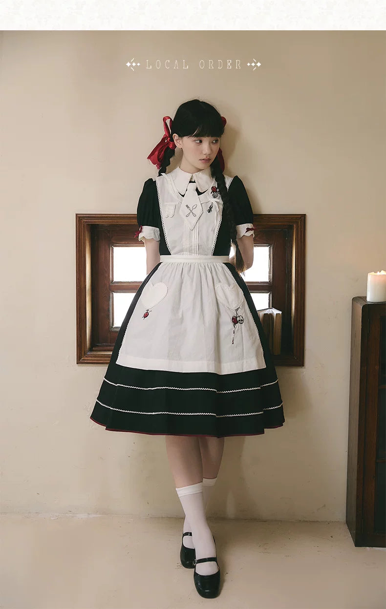 【受注予約9/8まで】Delicious Cherry ブラックワンピースとエプロン