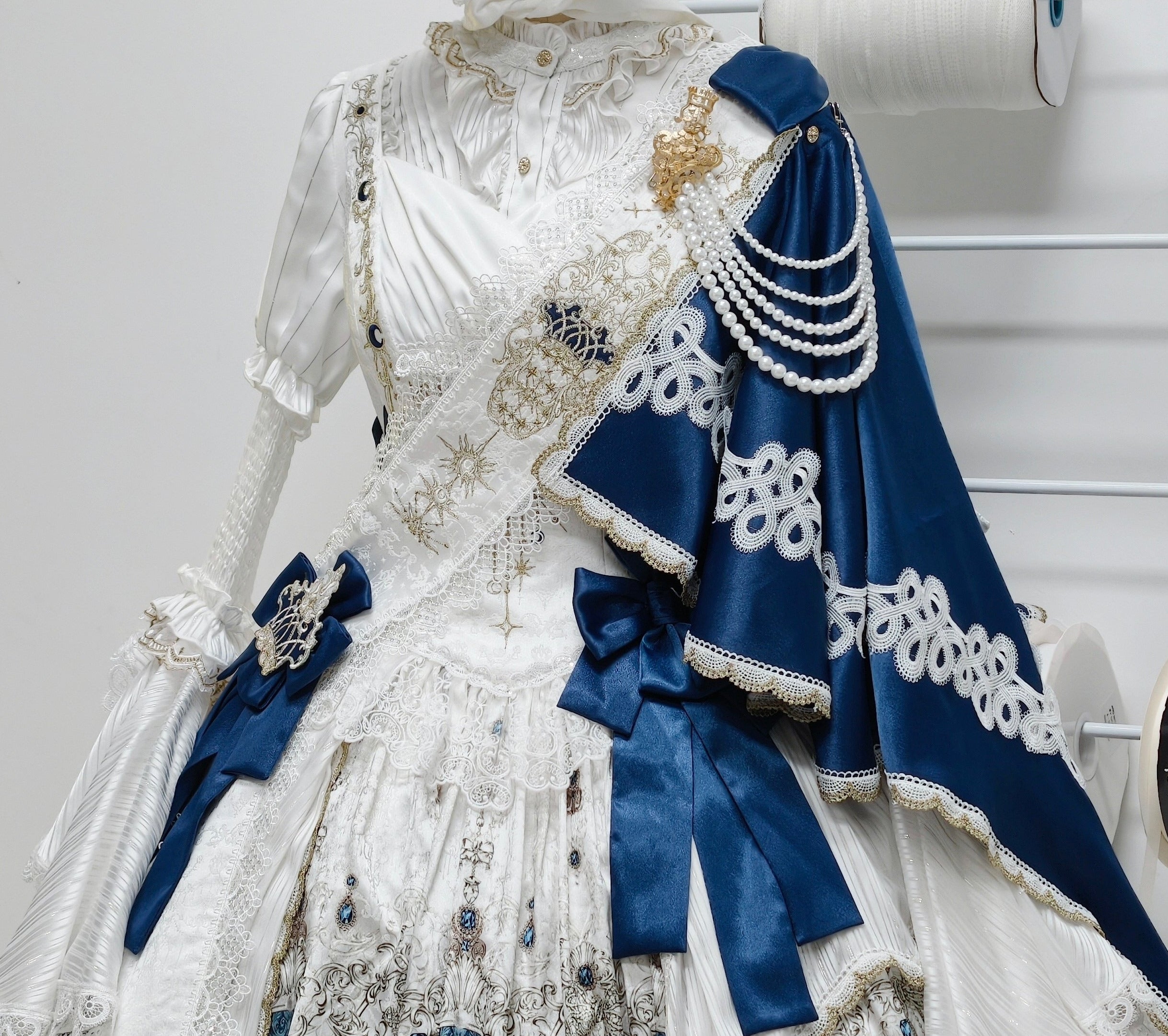 同時購入のみ【受注予約8/27まで】Treasures of the Louvre アクセサリー