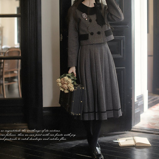 Foggy Lady Lady-style jacket and skirt set