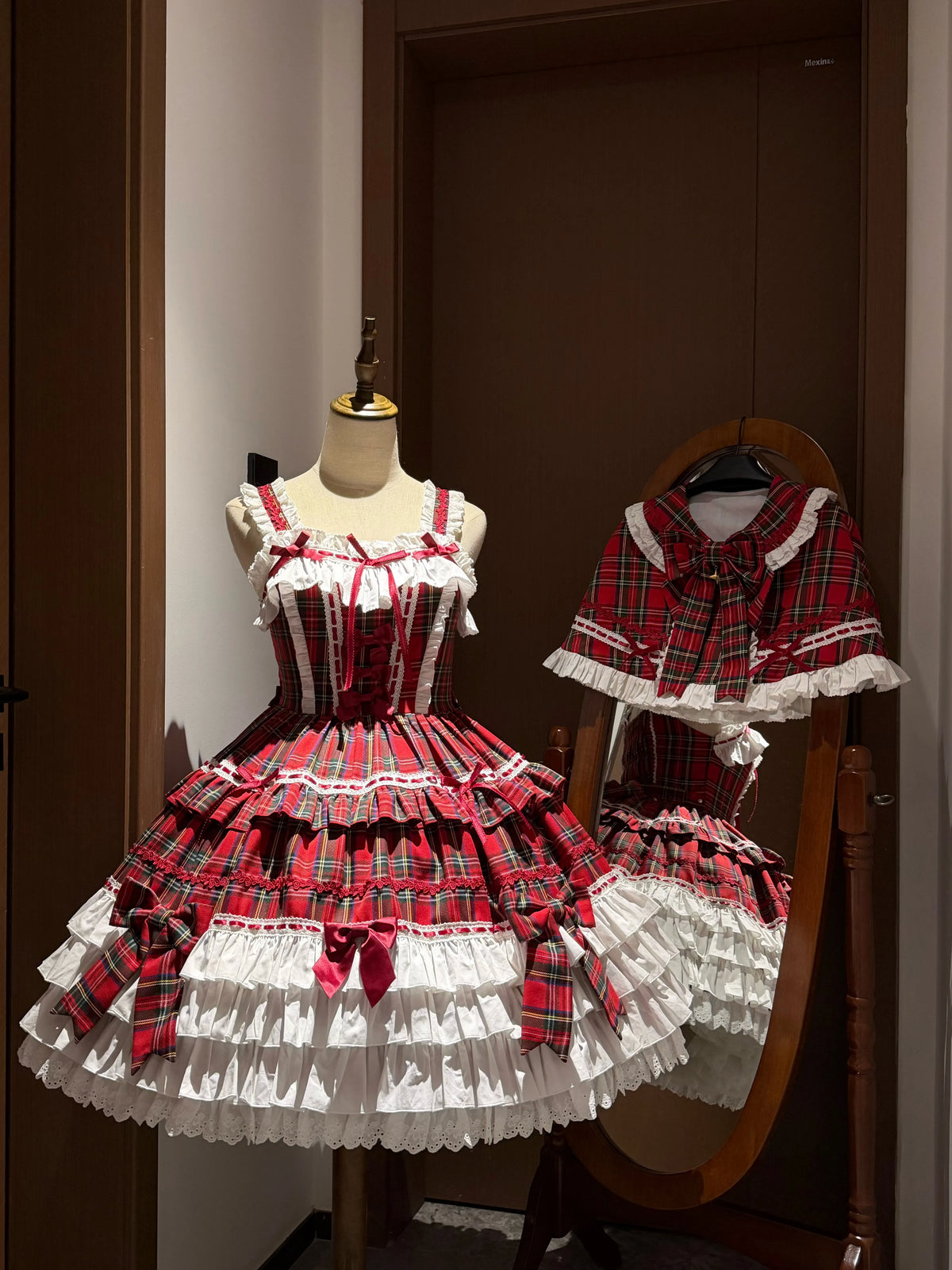 【受注予約10/14まで】Labyrinth Doll ジャンパースカート・マント・ブラウス3点セット