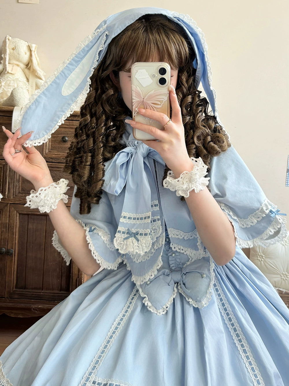 【予約販売】Antique Petal Rabbit うさ耳付きケープ