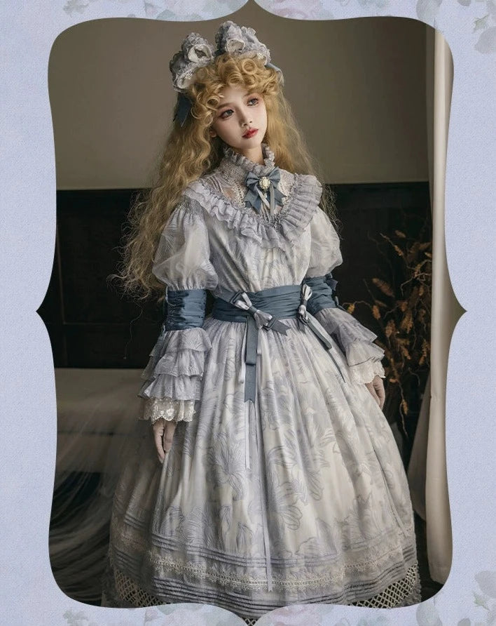 洋人形〈グレーのドレスの少女〉 洋人形〈グレーのドレスの少女〉