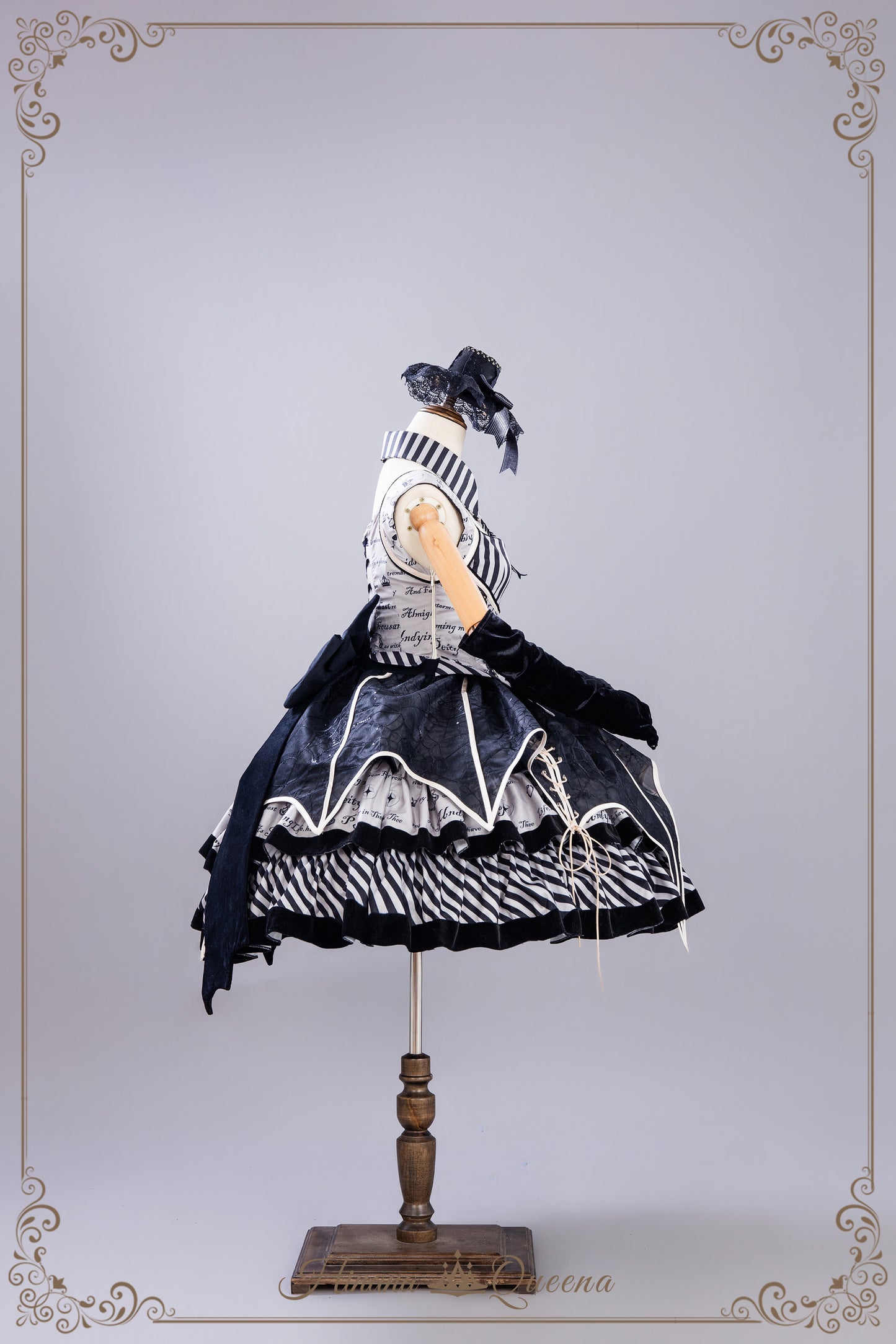 【受注予約11/12まで】暮夜 ストライプジャンパースカート