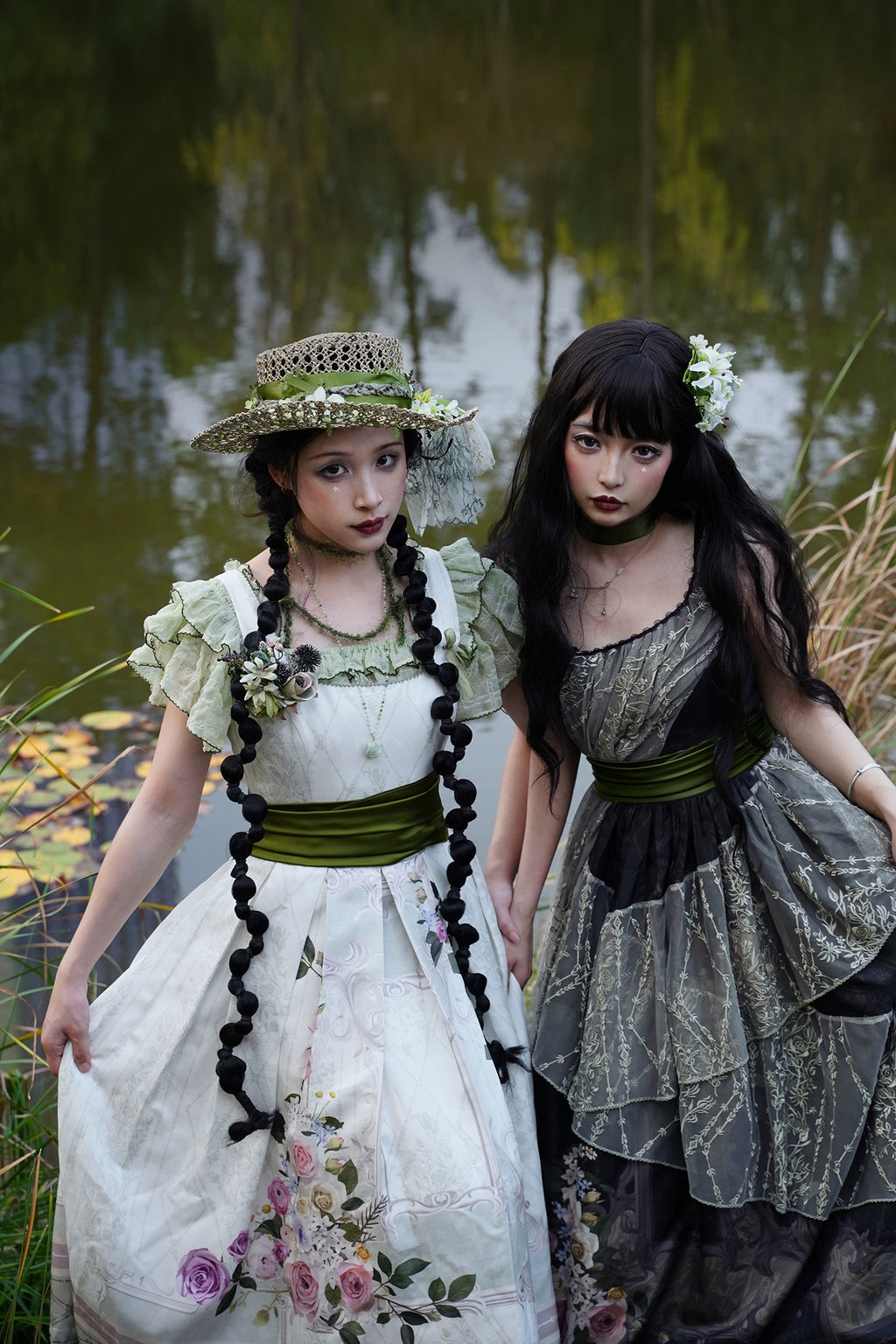 [Pre-orders available until 1/23] Anthea Garden jumper skirts in two styles, with floral prints