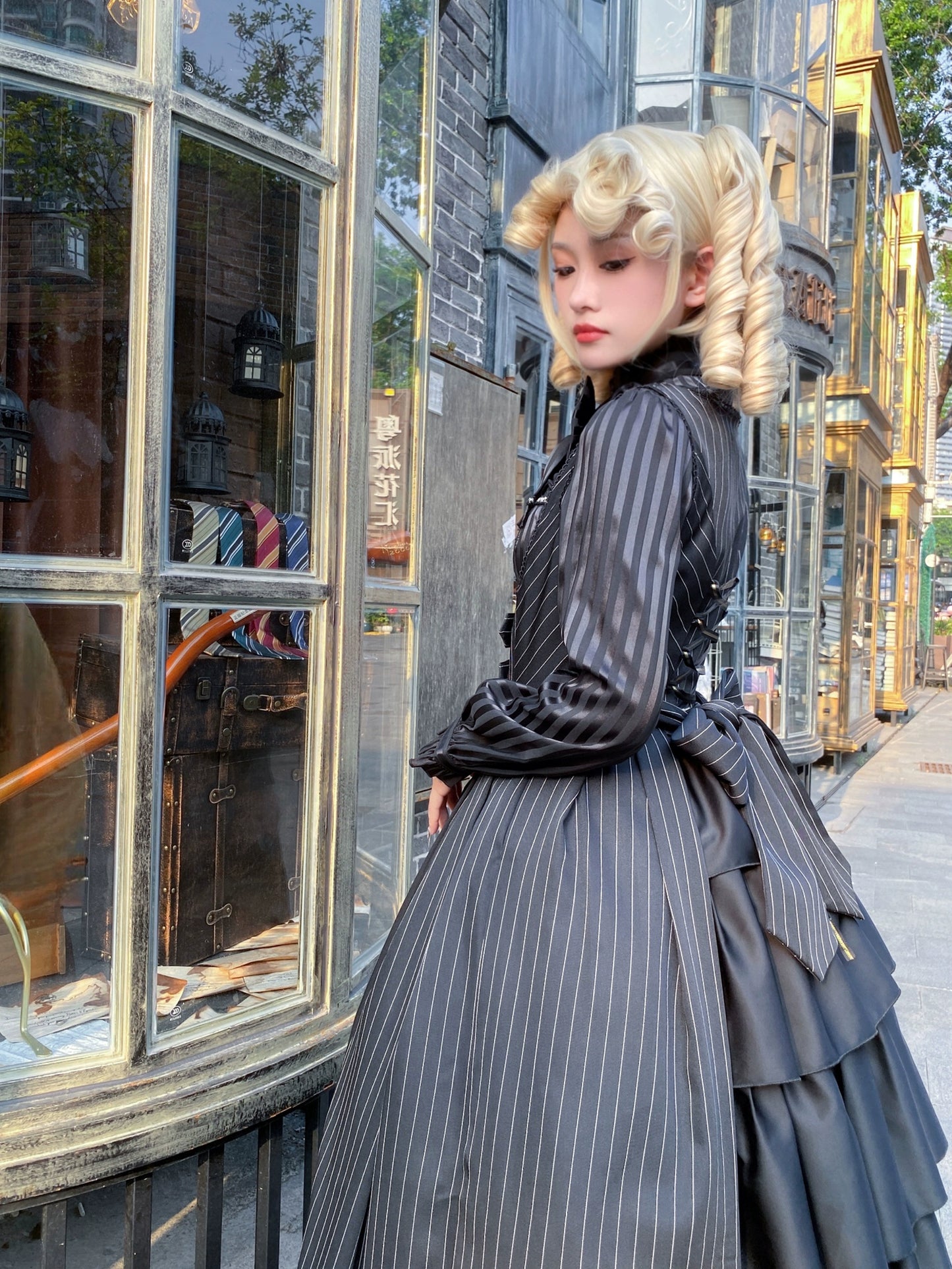 [Resale/Pre-orders available until 10/28] Bright Moon Corset Jumper Skirt Stripe [Black]