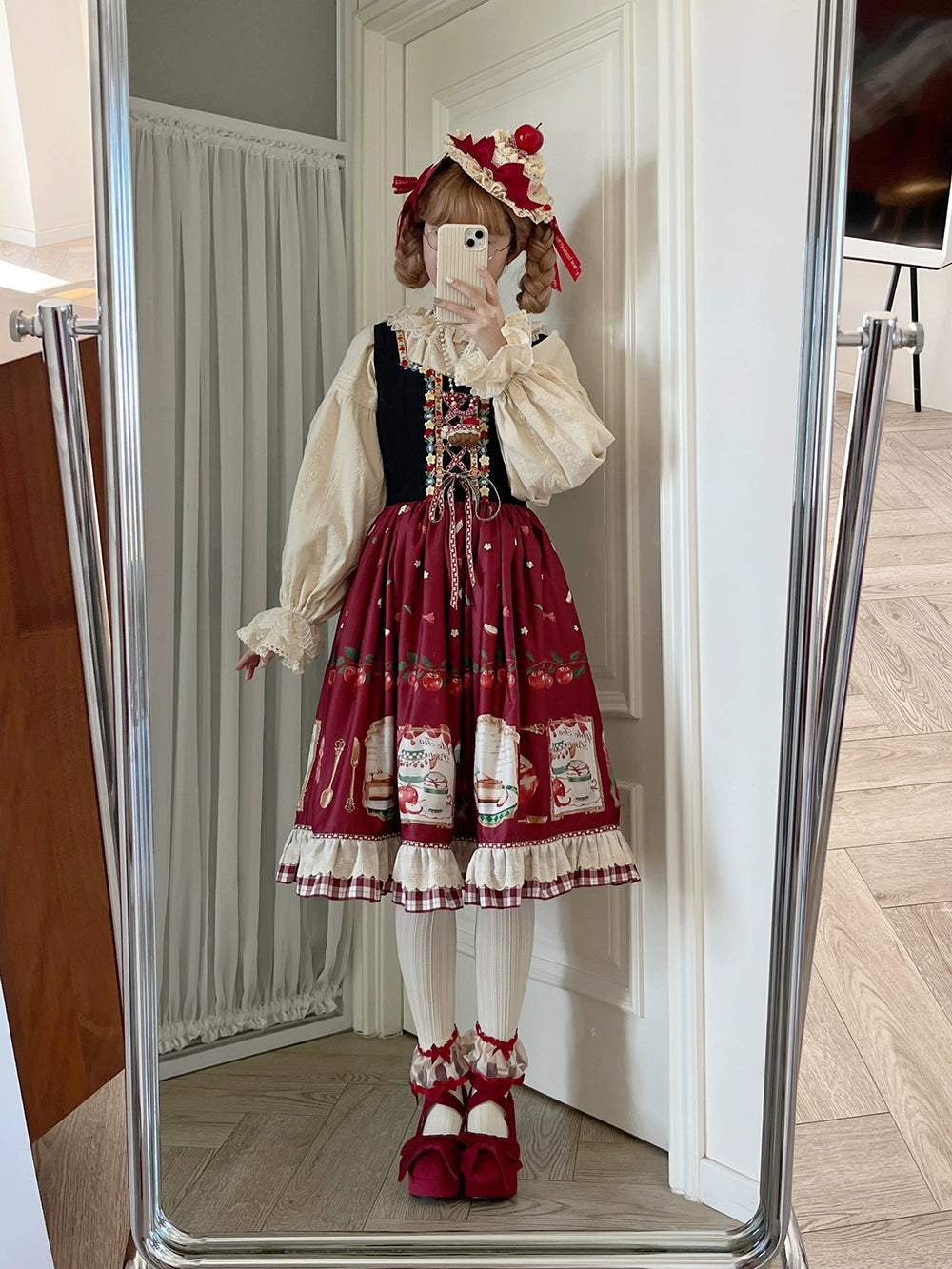 【予約販売】Apple Garden バイエルン風ジャンパースカート