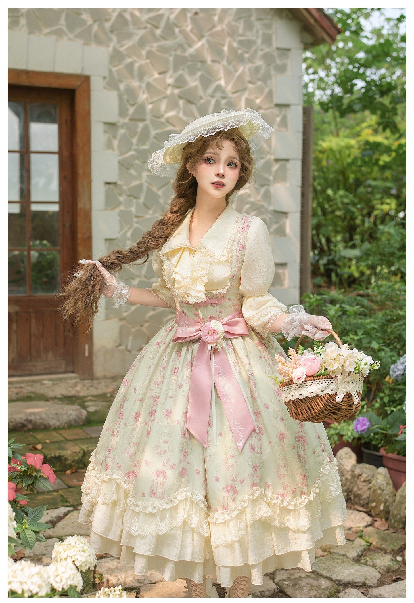【予約販売】風薫る薔薇園 プリントジャンパースカート